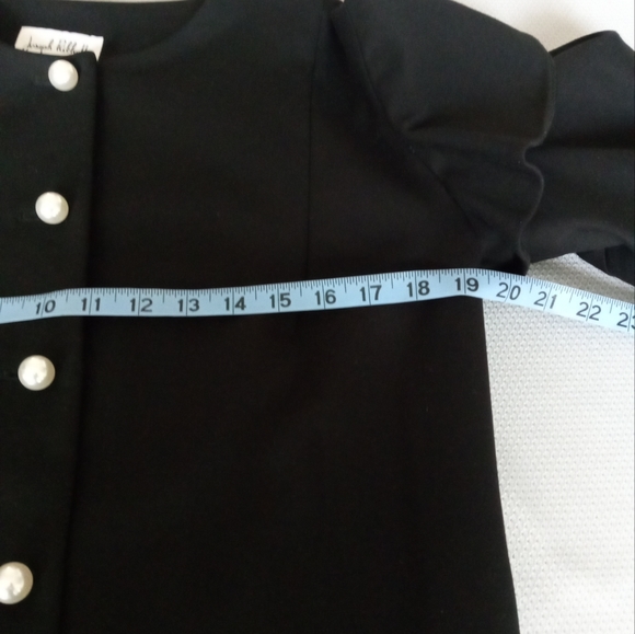 JOSEPH RIBKOFF BLACK TIERED SLEEVE PEARL BUTTON COAT SIZE 4. - Picture 9 of 13